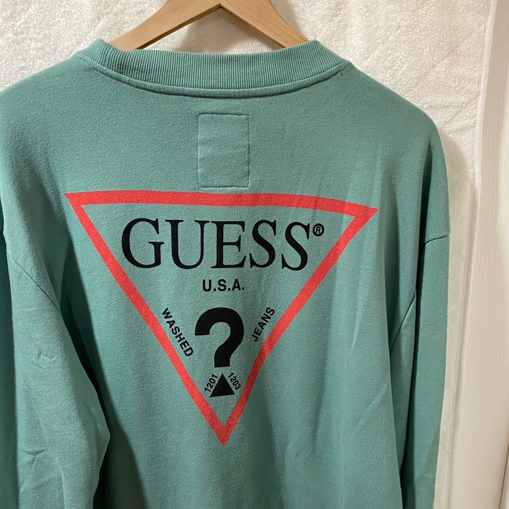 Guess Sweatshirt - Picture 4 of 4